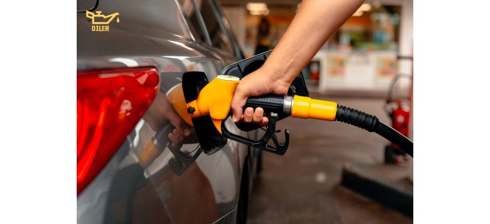 Що буде, якщо в дизель залити трохи бензину: наслідки для двигуна